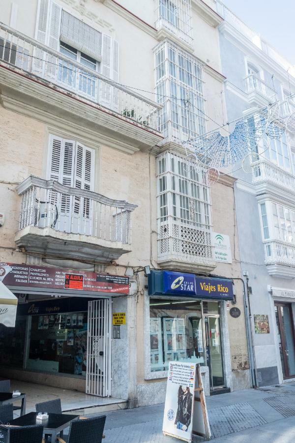 Apartamento La Galeria De San Antonio Cádiz Exterior photo
